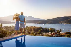 Most Americans ditch these rules when on vacation, new survey reveals